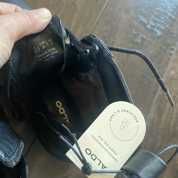 Aldo boots with fur - Picture 2 of 3